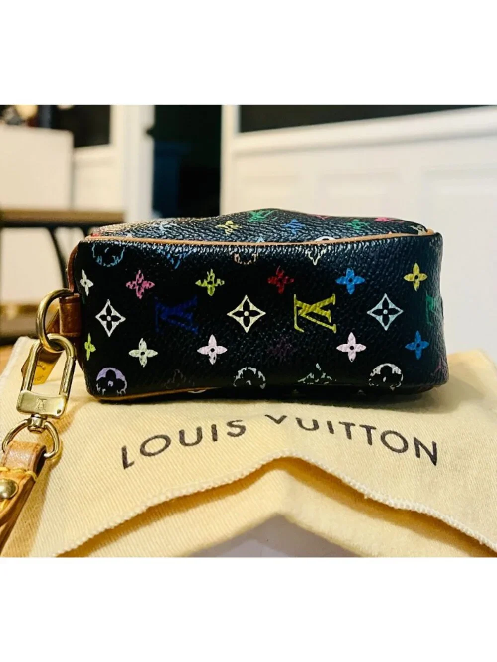AUTHENTICATED! Louis Vuitton Takashi Murakami Black Multicolor Wapity Case Pouch
